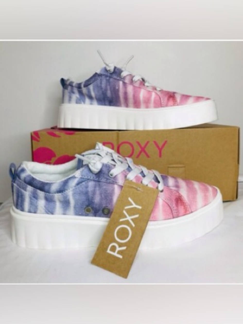 Roxy Tie-Dye Sheilahh Low-Top Platform Sneakers - Pink & Purple